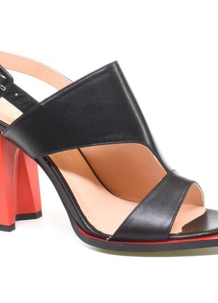 Женские модельные босоножки lottini код: 069815, размеры: 37, 39