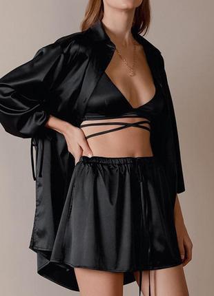 Пижама женская шелковая. комплект атласный тройка с длинным рукавом, шортами и топом (черный)1 фото