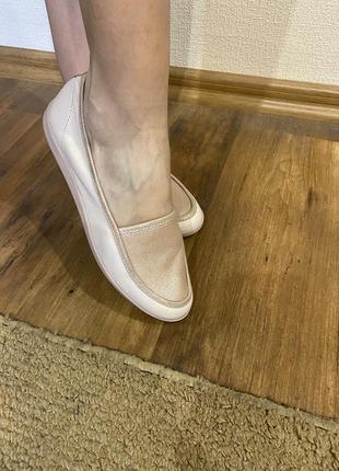 Жіночі туфлі шкіряні colibri5 фото