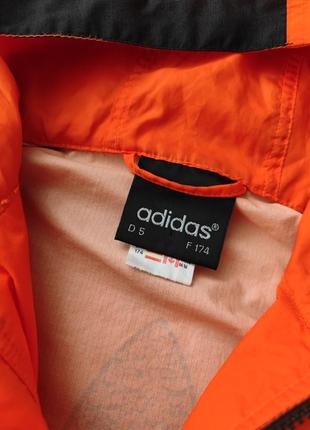 Вінтажний анорак adidas
оригінал3 фото