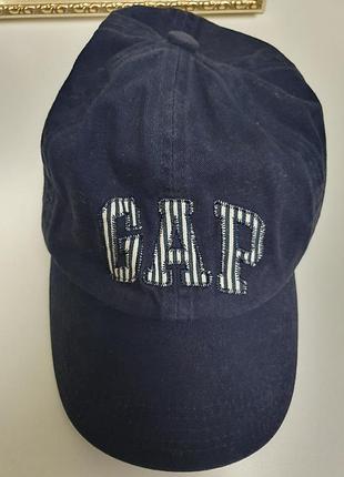 Женская кепка gap