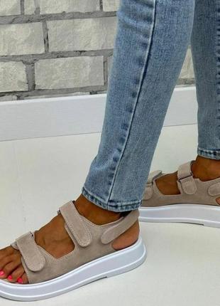 Стильні жіночі босоніжки колір бежевий замш розмір 37 (24 см) (33700)