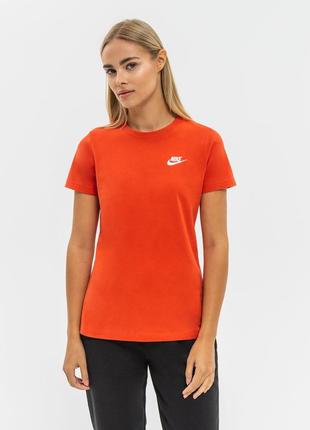 Футболка nike club tee women