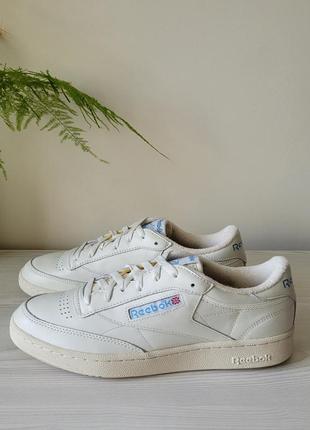 Кросівки шкіряні оригінал reebok club c revenge розмір 445 фото