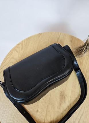 Стильна чорна сумка жіноча/ сумочка з регульованим ременцем6 фото