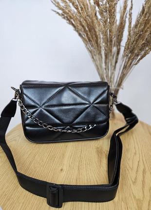 Стильна сумка, сумочка жіноча прямокутна чорна з ланцюжком