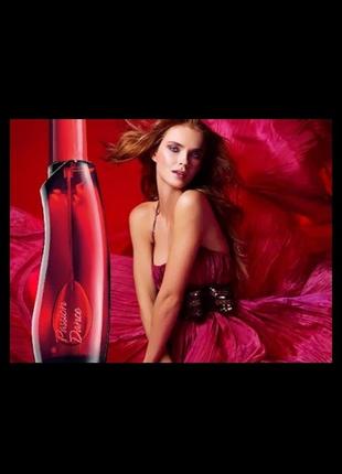 Набір avon  passion dance  -туалетна вода для неї 50мл+ спрей 100мл3 фото