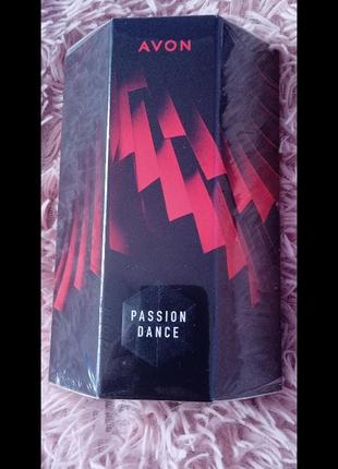 Набір avon  passion dance  -туалетна вода для неї 50мл+ спрей 100мл4 фото