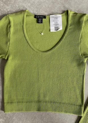 Укороченый реглан в рубчик. amisu. размер хс/с. 3