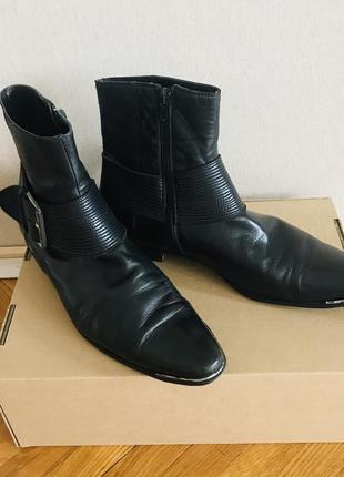 Roberto cavalli ботинки острый носок кожа 41 размер оригинал италия