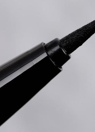 Подводка для глаз natasha denona macro blade liquid eyeliner2 фото