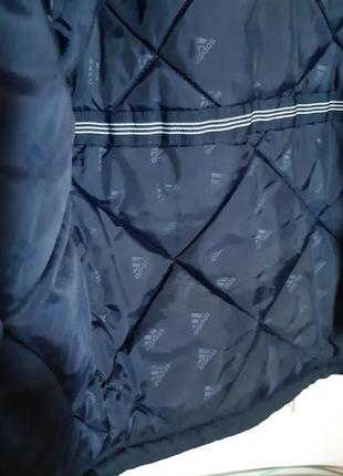 Курточка на синтепоне с капюшоном в воротнике7 фото