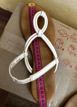 Босоніжки сандалії2 фото