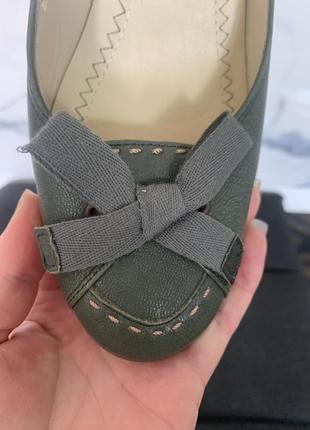 Туфлі clarks на маленькому каблуку кожа2 фото