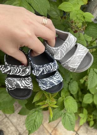 Босоніжки пінка легкі