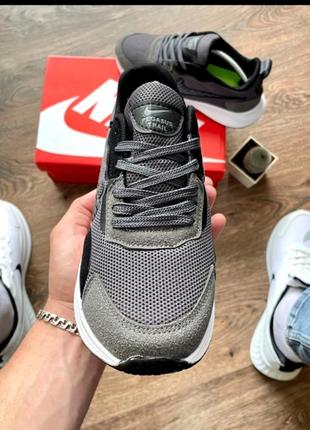 Кросівки чоловічі nike5 фото