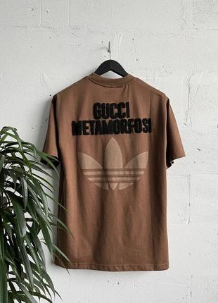 Футболка adidas x gucci красная / белая / коричневая мужская / женская5 фото