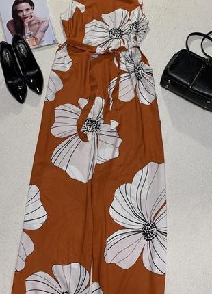 Ефектний комбінезон з віскози