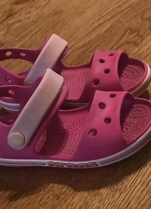 Рожеві босоніжки сандалі crocs, p. 8/252 фото