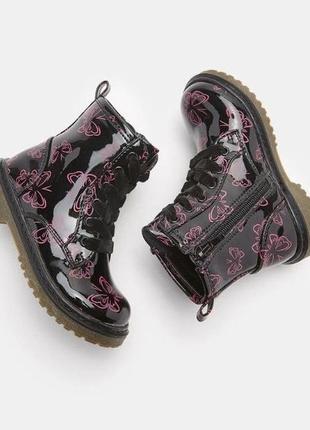 Демісезонні ботінки черевики для дівчинки від бренду bubblegummers (швейцарія)