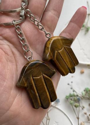 Брелок-оберіг хамса з тигрового ока, натуральний коричневий камінь для ключів та сумок, рука фатіми в подарунок5 фото