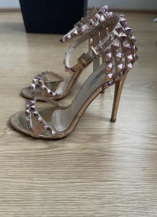 Босоніжки Gianni bini босоніжки
