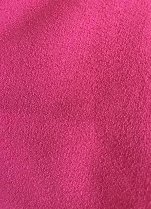 Очень красивые и стильные брендовые шортики розового цвета.6 фото
