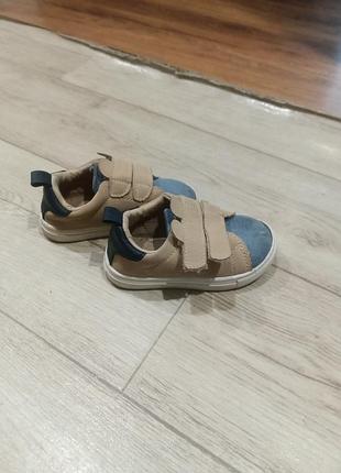 Кети із застібками на липучці