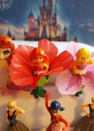 Кіндер іграшка леді баг принцеси у квіточках дюймів2 фото