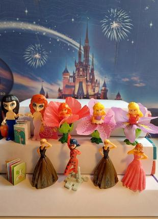 Киндер игрушка леди баг принцессы в цветочках дюймовочка