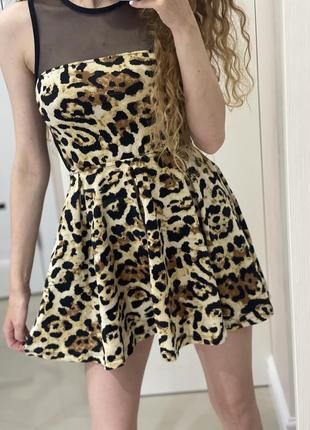 Короткое тигровое платье супер качество удобное xs