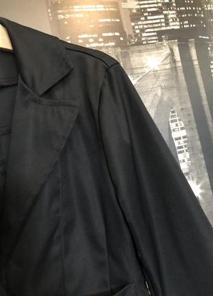 Красивый чёрный пиджак для девочки3 фото