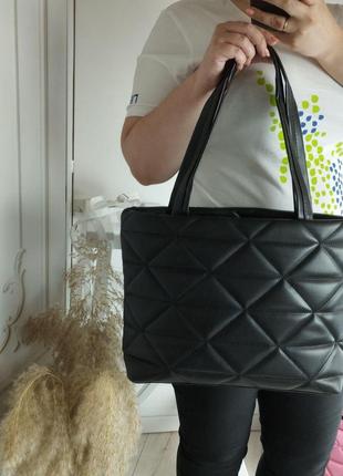Шикарна велика жіноча сумка-шопер екошкіра стьобана чорна2 фото