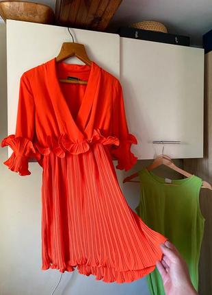 Платье мини, платье плиссе, платье оранжевое оранжевое, платье коктейльное