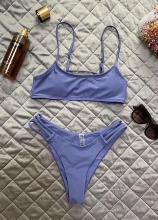 Трендовий купальник з чашечками