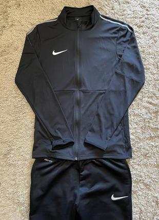 Олимпийка nike, оригинал, размер s 9
