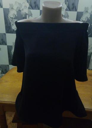 Блуза с открытыми плечами1 фото