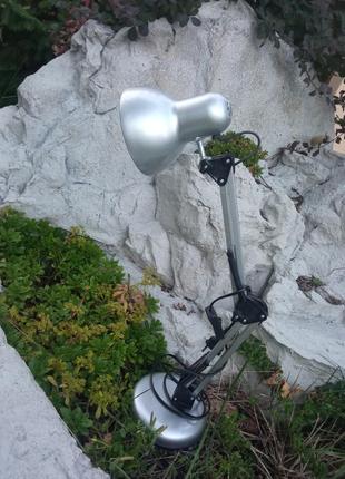 Продам настольную серебряную лампу