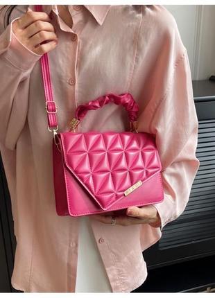Жіноча стильна сумка бежева рожева салатова чорна7 фото