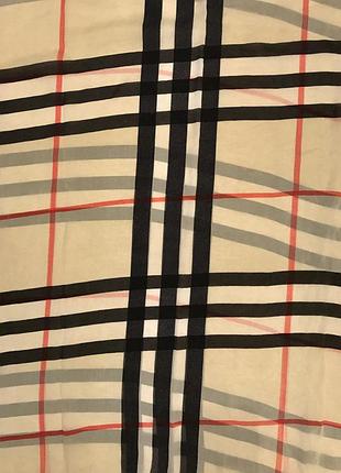 Дуже красивий і стильний шарфик.