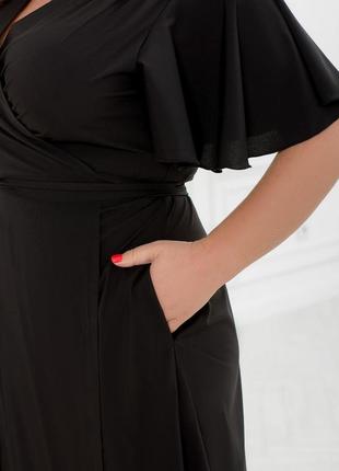 Платье миди женское на запах летнее с короткими рукавами крылышками, батал однотонное черное3 фото