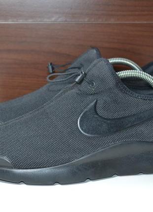 Nike aparte triple black 43р кросівки сандалі літні оригінал