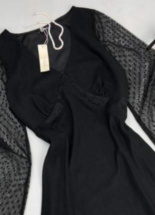 Вечернее платье черное с рукавами из сеточки в горошек