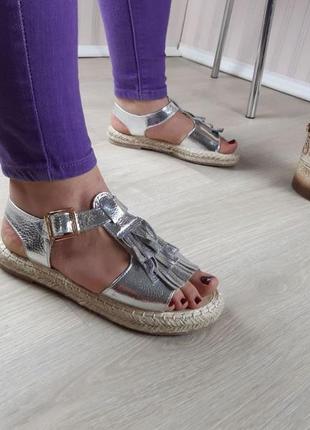 Срібні літні сандалі еспадрільї
