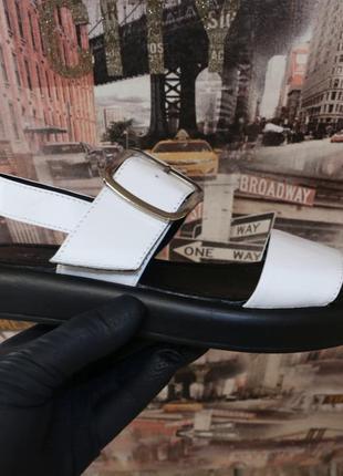 Босоножки женские  кожаные  цвет белый  footstep код -(328) бел 40