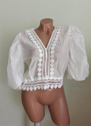 Шикарная блуза вышиванка с пышными рукавами
в стиле бохо