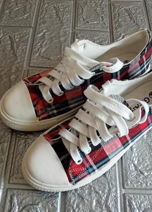 Стильні кеди клітинка залишилися р38(24) і р39(24,5)