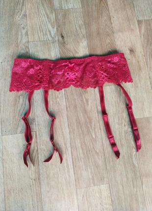 Кружевной почс для чулок