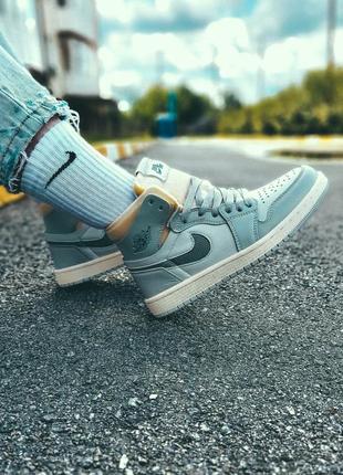 Знижка nike air jordan 1 zoom comfort london жіночі кросівки джордан весна осінь літо женские кроссовки серые демисезонные скидка1 фото