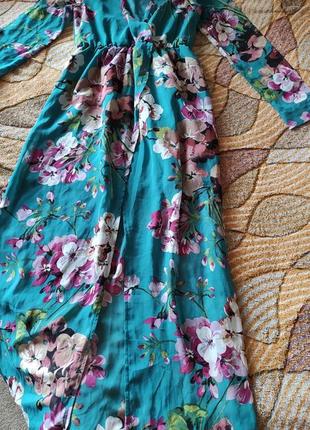 Летнее легкое платье развивающееся с цветами prettylittlething2 фото